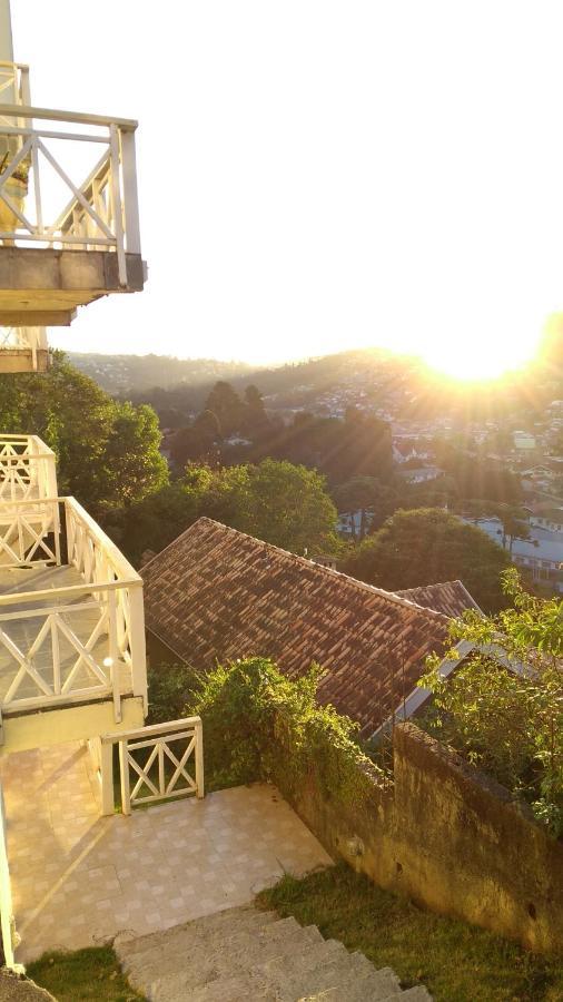 Apartamento Campos Do Jordao Villa Exteriör bild